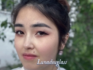Lunadouglass